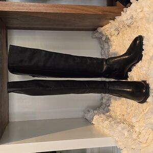 Arturo Chiang Black Leather Knee-High Size 6 Women's Boots